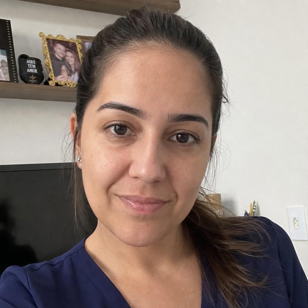 Mariana S., 34 anos